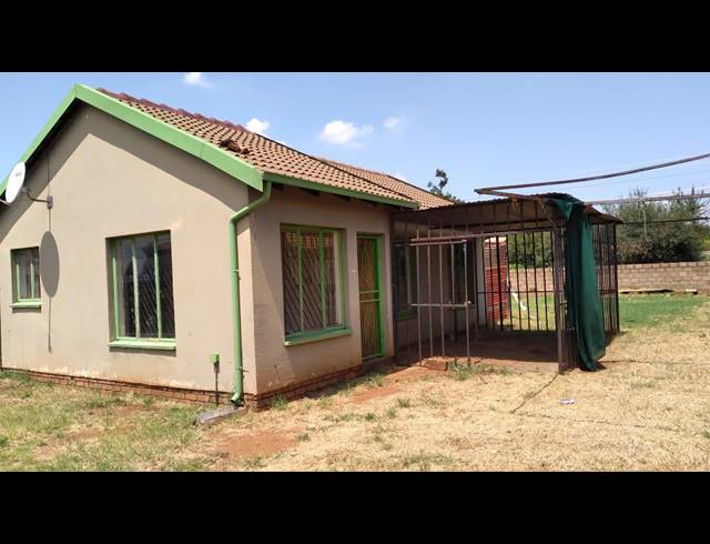 3 BEDROOM FREESTANDING FOR SALE IN SOSHANGUVE XX